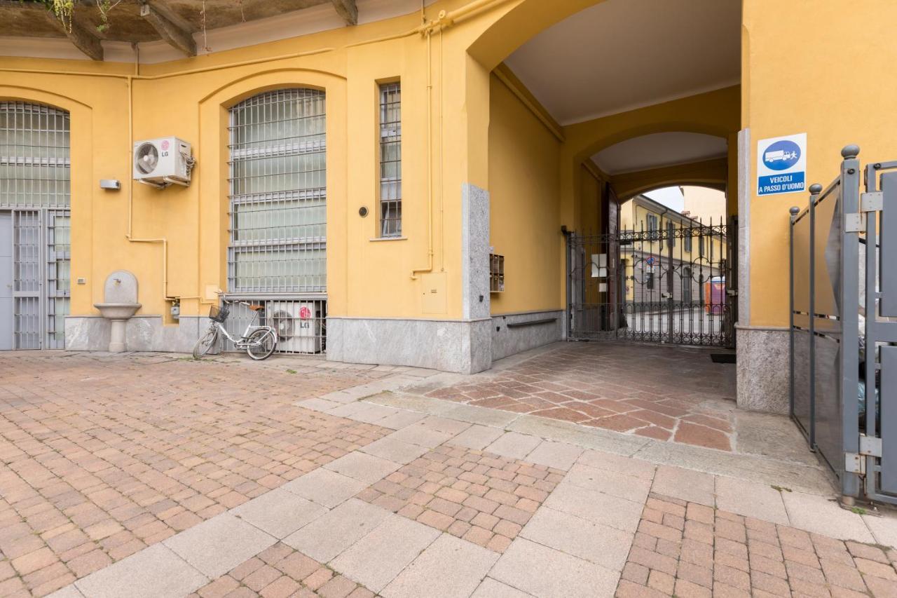 Milano Apartments Mortara Екстериор снимка