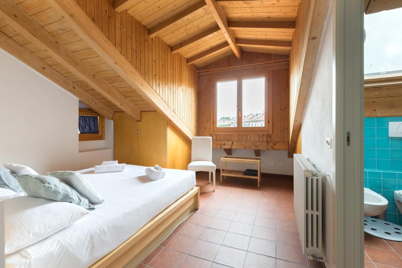 Milano Apartments Mortara Екстериор снимка