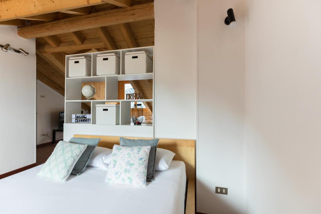 Milano Apartments Mortara Екстериор снимка