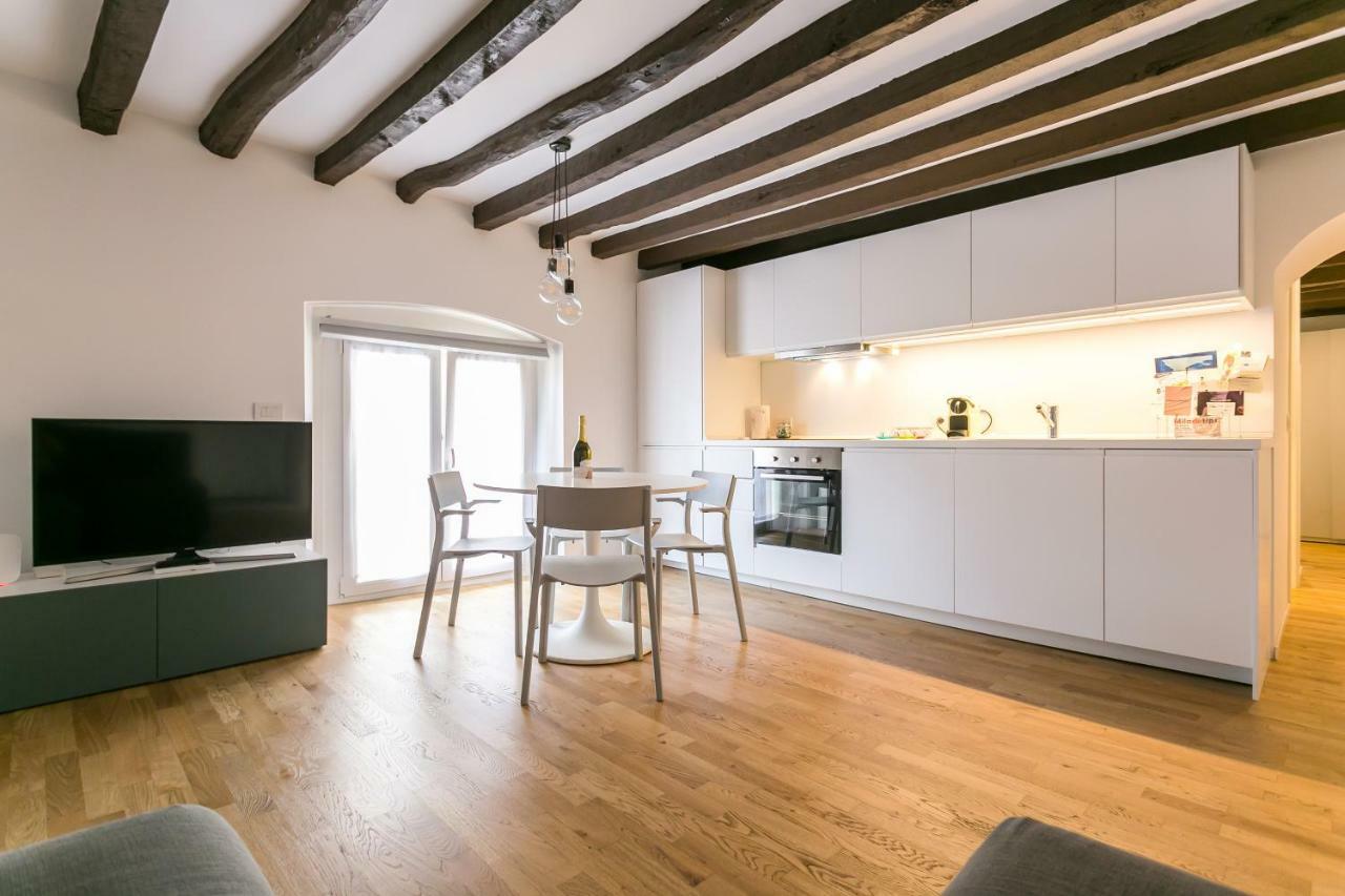 Milano Apartments Mortara Екстериор снимка