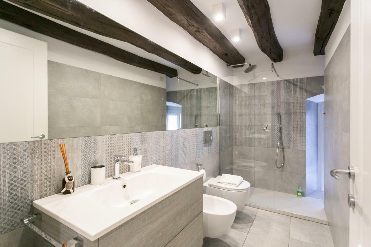 Milano Apartments Mortara Екстериор снимка